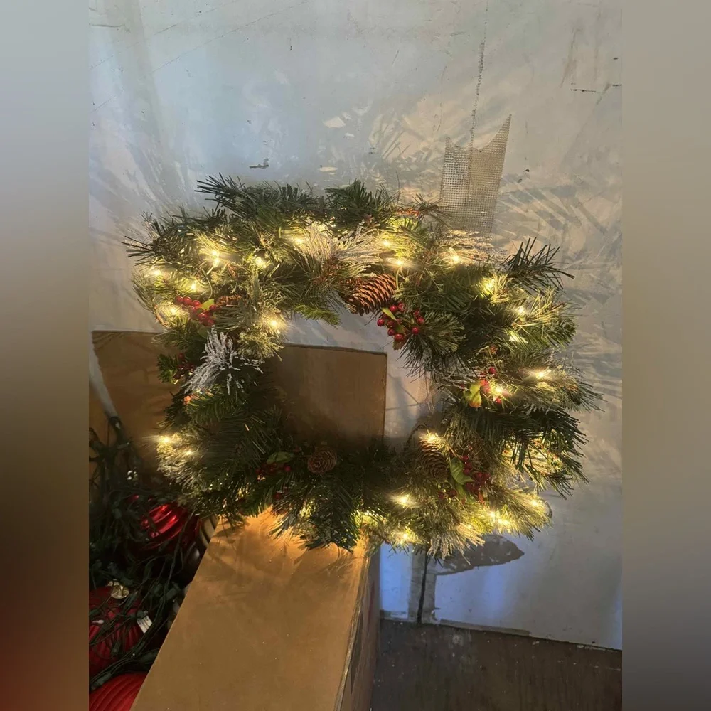 National Tree Company artificial Christmas wreath, specifically a 
